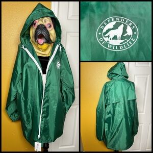 DEFENDERS OF WILDLIFE rain jacket!!